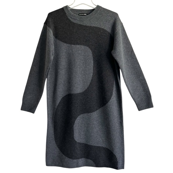 Marimekko Dresses & Skirts - NEW Marimekko Uniqlo Gray Swirl Lambswool Long Sleeve Sweater Dress M